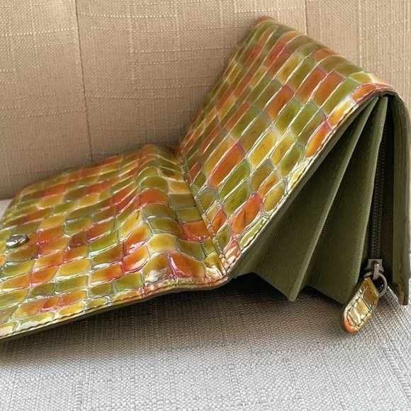 Cocco Fiore Women Clutch Wallet Multi Color Patent Leather Card Holder Purse - Picture 10 of 12